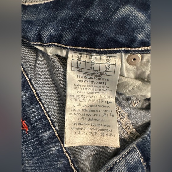 Fashion distressed guess jeans low rise - Picture 3 of 4